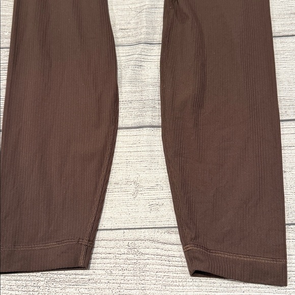 🍋Lululemon Align Ribbed High-Rise Pant 28" Size 8 Dark Brown Java?? W5EU7S🍋 - Picture 12 of 15